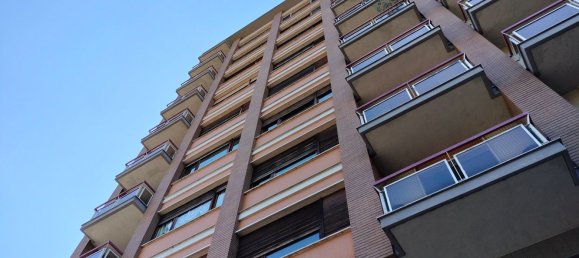 5 bedrooms Apartment in Turin, Italy No. 381550 2