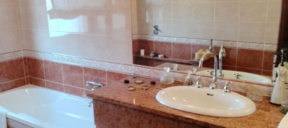 5 bedrooms Apartment in Turin, Italy No. 381550 19