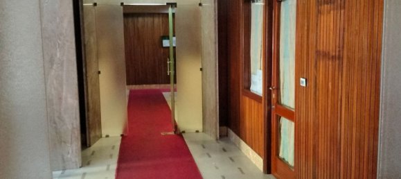 5 bedrooms Apartment in Turin, Italy No. 381550 28