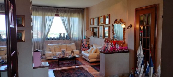 5 bedrooms Apartment in Turin, Italy No. 381550 7