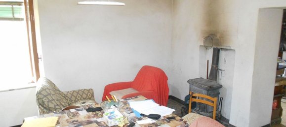 5 rooms Apartment in Murlo, Italy No. 126370 10