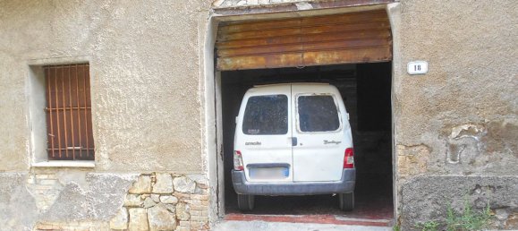 5 rooms Apartment in Murlo, Italy No. 126370 11