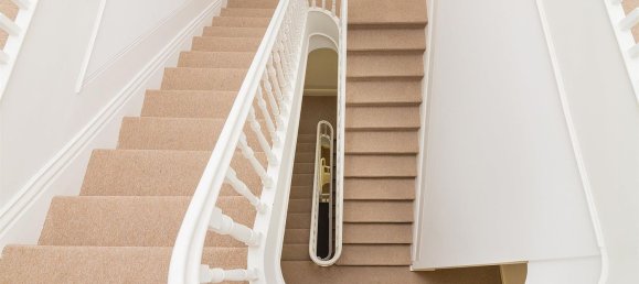 527m² Building in Porto, Portugal No. 144380 10