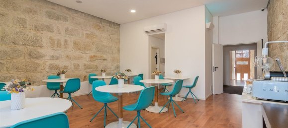 527m² Building in Porto, Portugal No. 144380 4