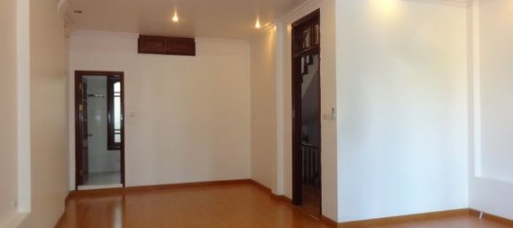 3 bedrooms House in Tay Ho, Vietnam No. 1637 13