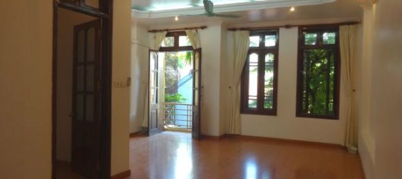 3 bedrooms House in Tay Ho, Vietnam No. 1637 14