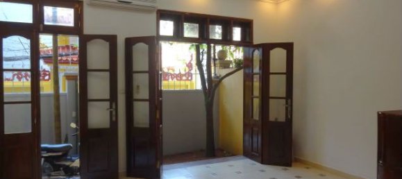 3 bedrooms House in Tay Ho, Vietnam No. 1637 5