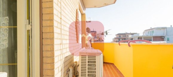 3 rooms Apartment in Pomezia, Italy No. 206265 21