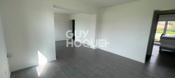 4 bedrooms House in Peronne, France No. 233428 4