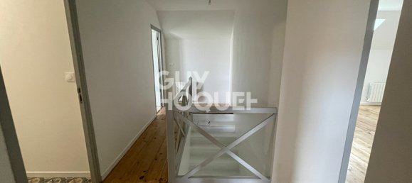 4 bedrooms House in Peronne, France No. 233428 7