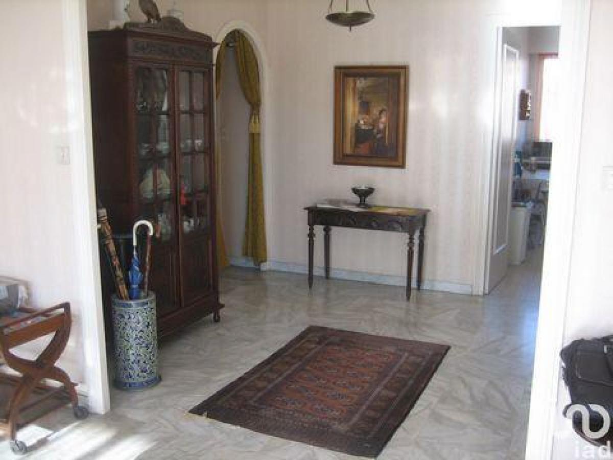 3 bedrooms Condo in Grenoble, France No. 35577