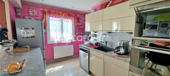 4 bedrooms House in Panazol, France No. 301694 3