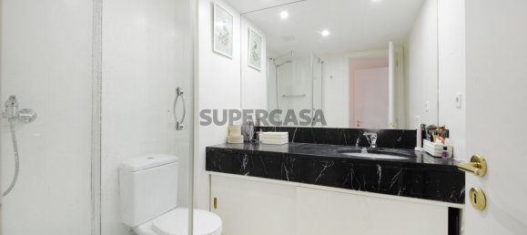 Apartamento de 3 dormitorios en Porto, Portugal No. 192595 12