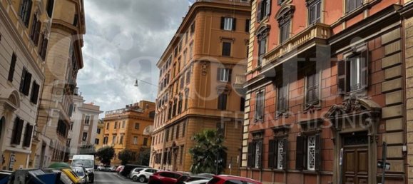 50m² Commercial property in Rome, Italy No. 222231 3