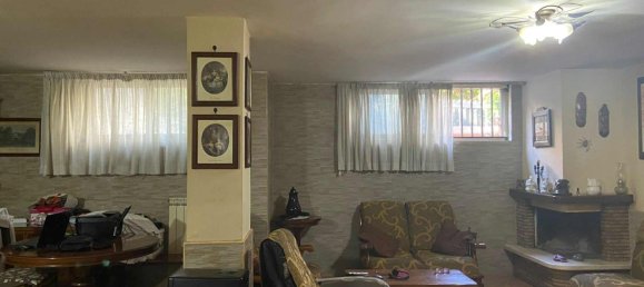 8 غرف نوم منزل في Marcianise, Italy رقم 349333 41