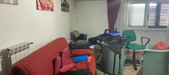 8 غرف نوم منزل في Marcianise, Italy رقم 349333 14