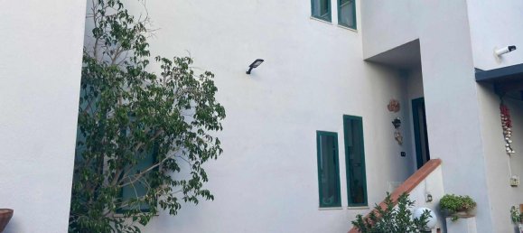 8 غرف نوم منزل في Marcianise, Italy رقم 349333 7