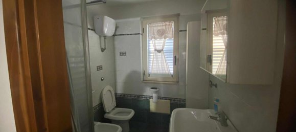 8 غرف نوم منزل في Marcianise, Italy رقم 349333 34