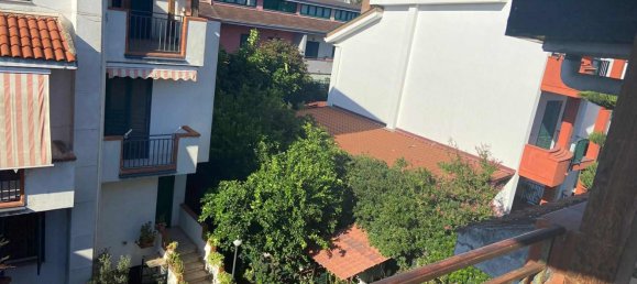 8 غرف نوم منزل في Marcianise, Italy رقم 349333 6