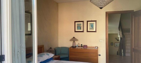 8 غرف نوم منزل في Marcianise, Italy رقم 349333 18