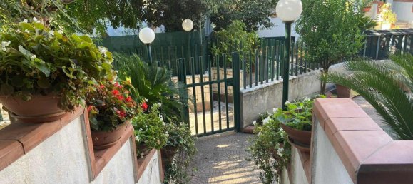 8 غرف نوم منزل في Marcianise, Italy رقم 349333 3