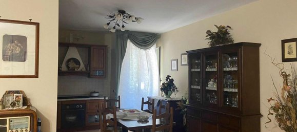 8 غرف نوم منزل في Marcianise, Italy رقم 349333 31