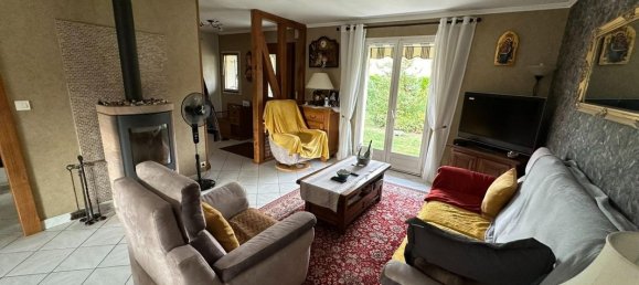 3 bedrooms House in Gien, France No. 256929 4