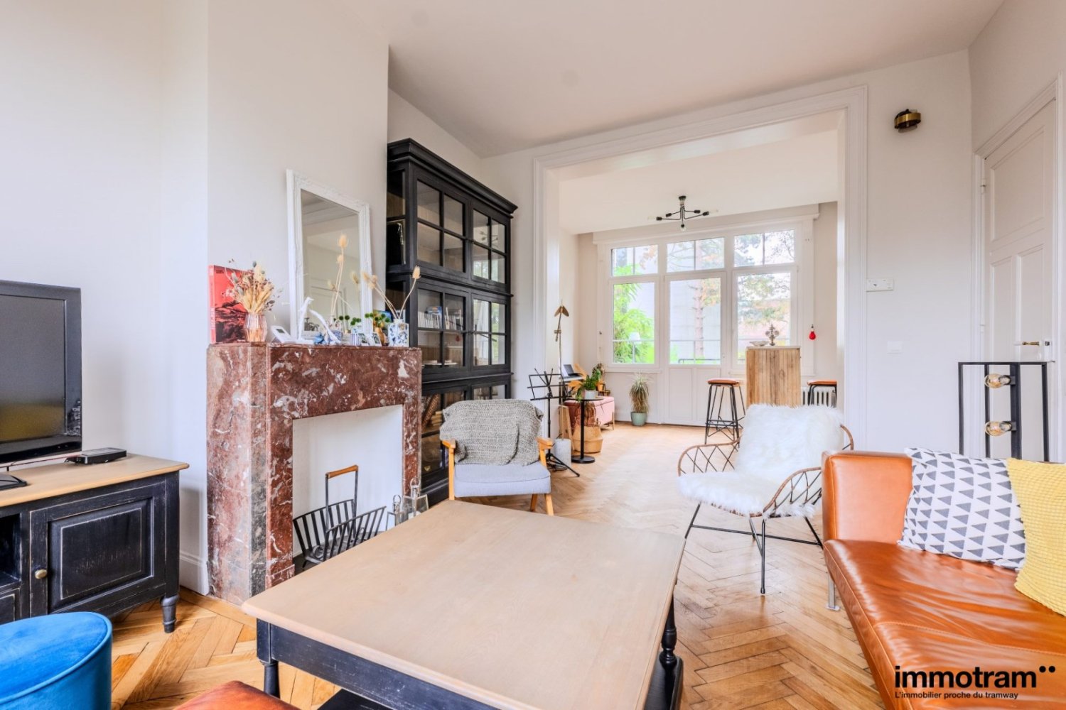 Villa de 6 dormitorios en Marcq-en-Baroeul, France No. 223867