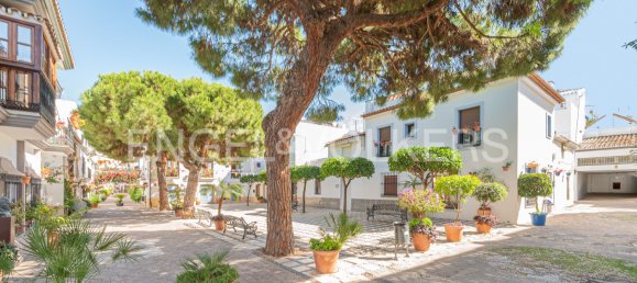 Villa de 5 dormitorios en Estepona, Spain No. 40454 16