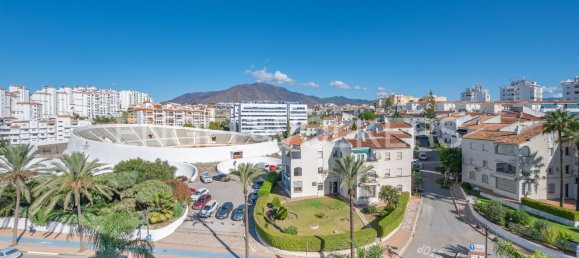 Villa de 5 dormitorios en Estepona, Spain No. 40454 11