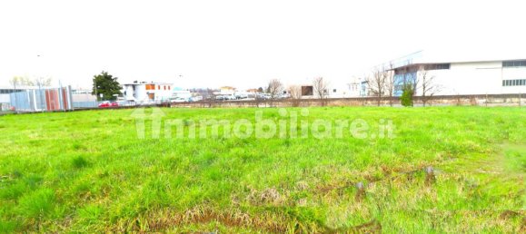 Земельный участок 1290м² в Порденоне, Италия № 214441 4