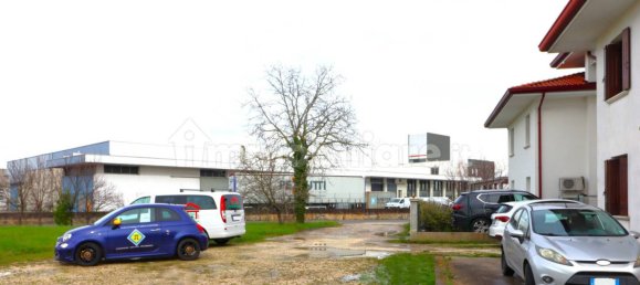 Земельный участок 1290м² в Порденоне, Италия № 214441 11