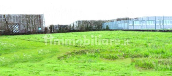 Земельный участок 1290м² в Порденоне, Италия № 214441 2