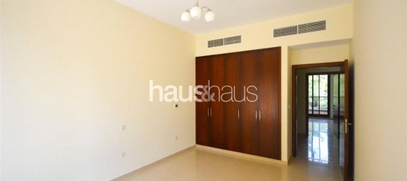 Таунхаус с 4 спальнями в Jumeirah Islands, ОАЭ № 99555 5