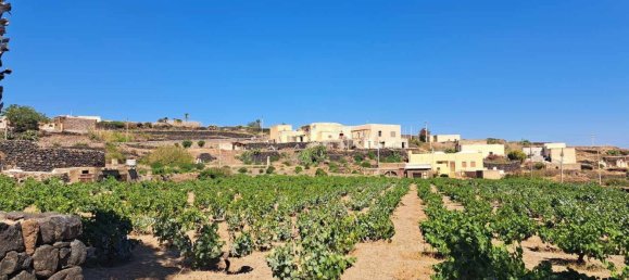 7 rooms House in Pantelleria, Italy No. 130359 22
