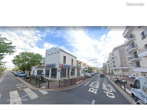 4 غرف نوم بناية في Nanterre, France رقم 308960