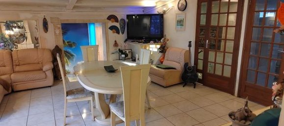 4 غرف نوم بناية في Nanterre, France رقم 308960 17