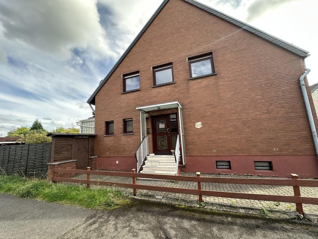 3 rooms House in Duren, Germany No. 293729