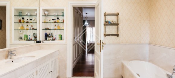 4 bedrooms Townhouse in Pozuelo de Alarcon, Spain No. 142882 4