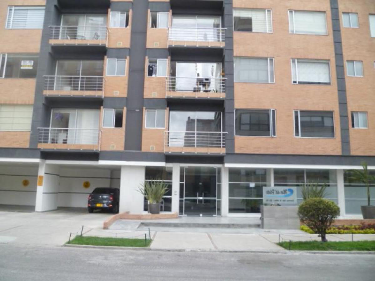 3 bedrooms House in Bogota, Colombia No. 14763