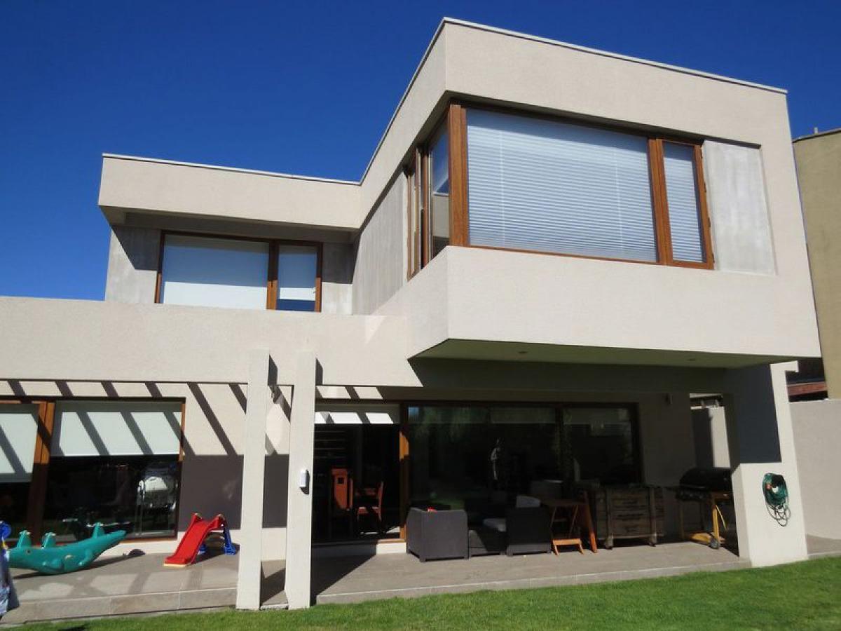 4 bedrooms House in Biobio, Chile No. 4331