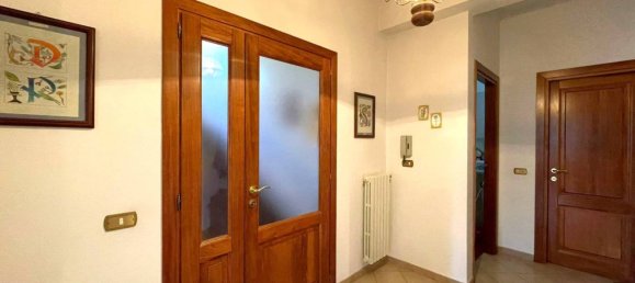 Villa de 5 dormitorios en Sora, Italy No. 56390 9