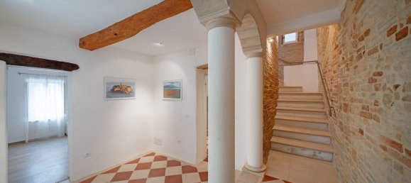6-Zimmer Haus in Marsciano, Italy, Nr. 127724 2
