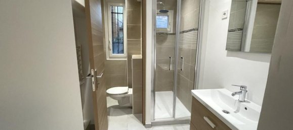 1 chambre Appartement à Montreuil, France No. 175804 8