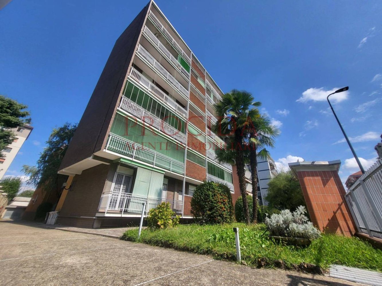 1 bedroom Apartment in Milan, Italy No. 313908