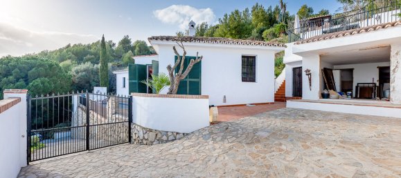 4 bedrooms Villa in Mijas, Spain No. 55613 3