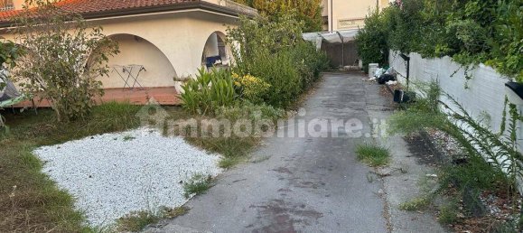 5 Schlafzimmer Villa in Forte dei Marmi, Italy, Nr. 188662 4