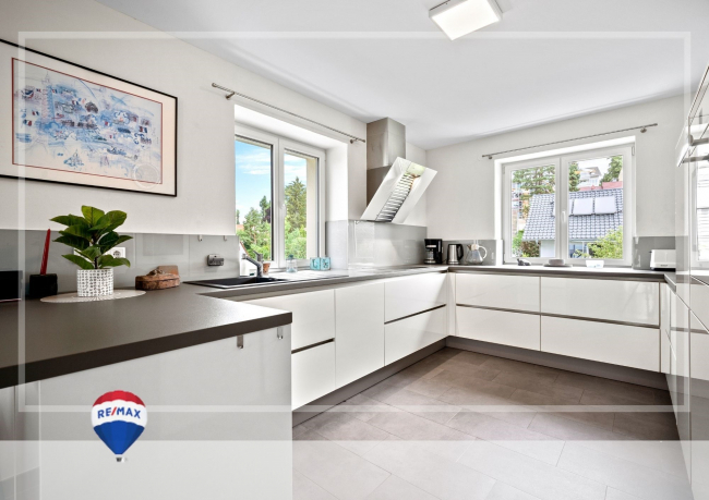 3 bedrooms Apartment in Bodenseekreis, Germany No. 55844