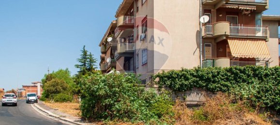 3 bedrooms Apartment in Catania, Italy No. 270536 7