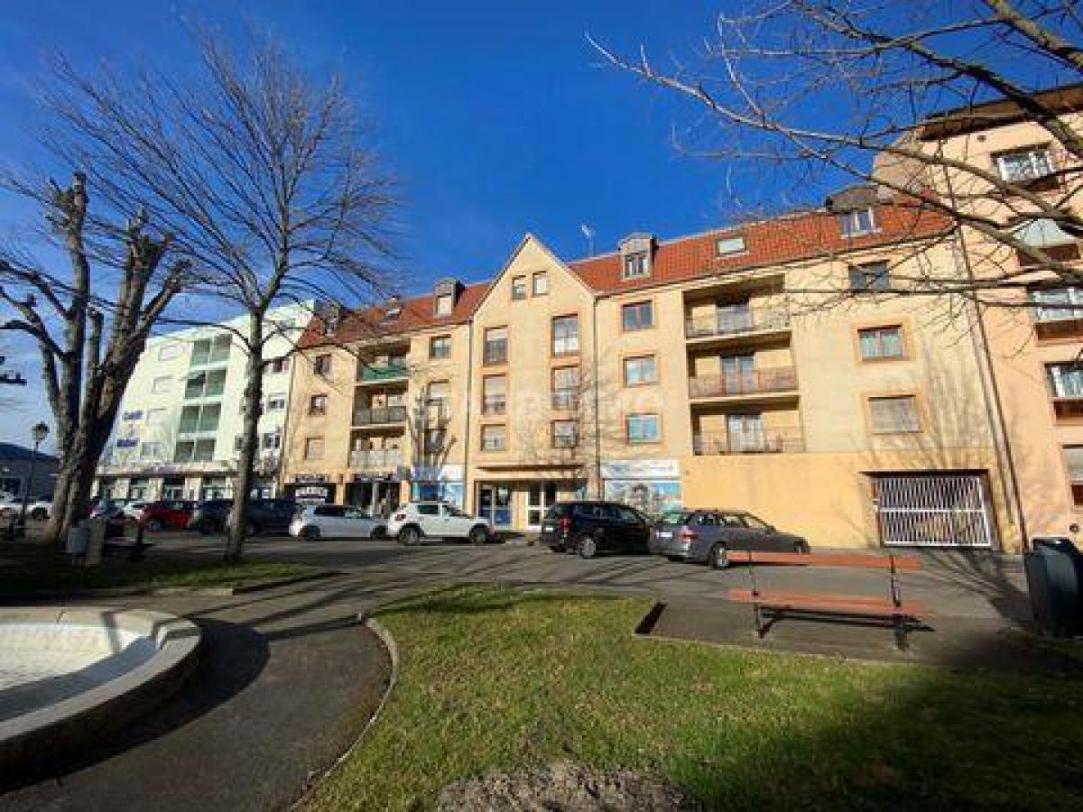 2 bedrooms Condo in Huningue, France No. 37401